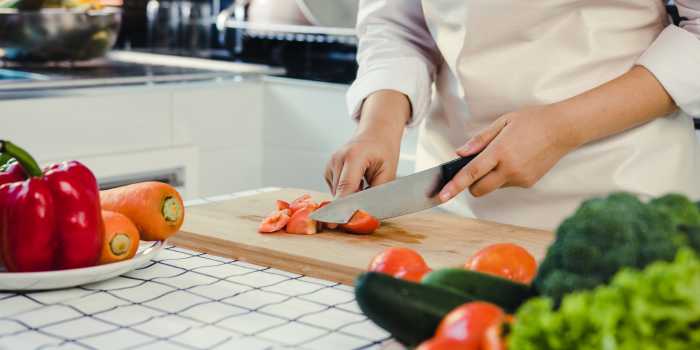 steel cutting board pros and cons